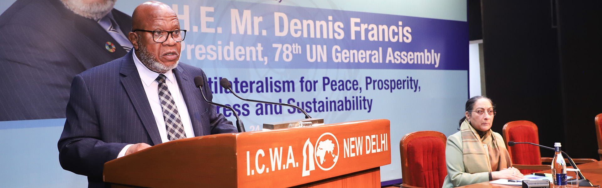 महामहिम श्री डेनिस फ्रांसिस, अध्यक्ष, 78वीं संयुक्त राष्ट्र महासभा (यूएनजीए)ने 24 जनवरी 2024 को सप्रू हाउस में  'शांति, समृद्धि, प्रगति और स्थिरता के लिए बहुपक्षवाद' पर 47वां सप्रू हाउस व्याख्यान दिया।